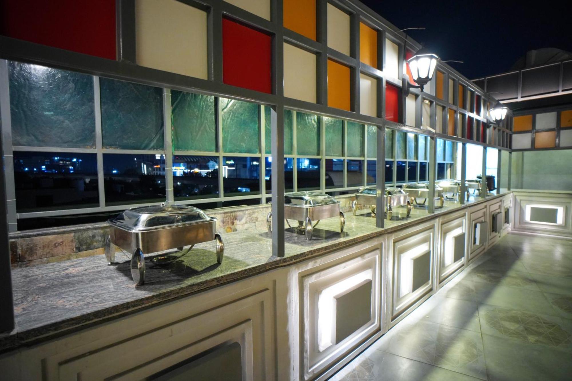 Hotel Haris Mg Road Gurugram Gurgaon Exterior foto